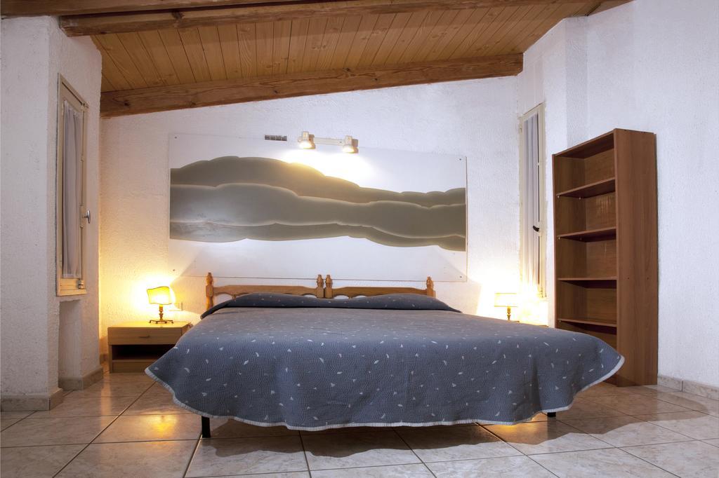 Residence San Damiano - Location Appartements, Studios & Chambres Альгайола Номер фото